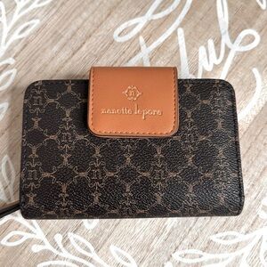 Nanette Lepore logo Vegan Leather well appointed wallet EUC
